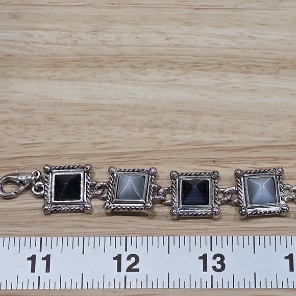 Premier Designs Black Grey Pyramid Cabochon Silver Tone 7" Link Bracelet - Picture 7 of 7